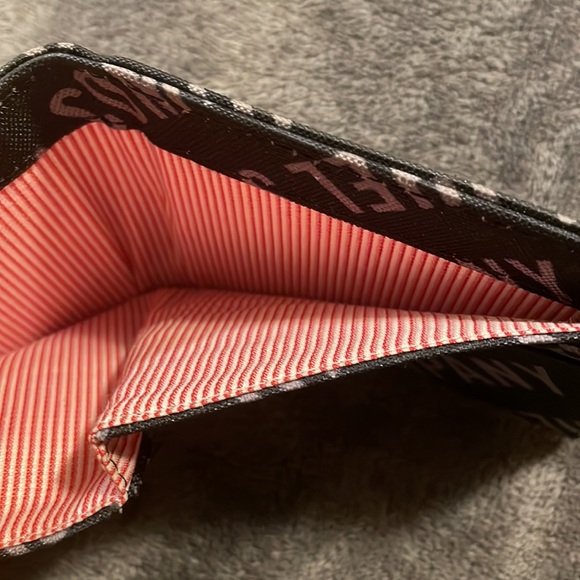 Mens Herschel supply co wallet - Picture 3 of 4